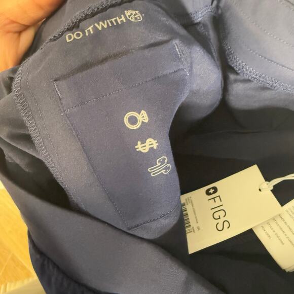 Figs -sold - Picture 5 of 6